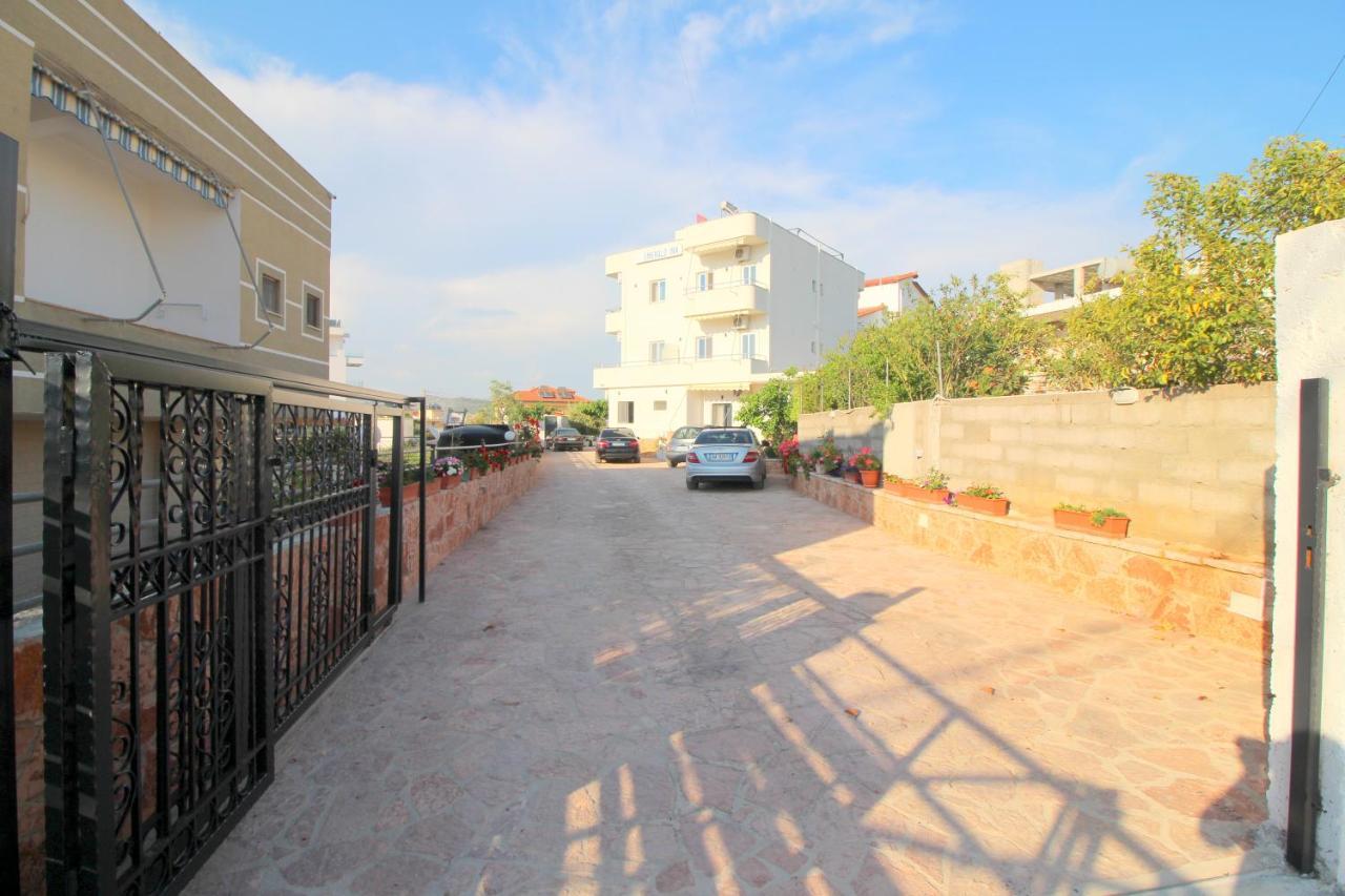 קסאמיל Emerald Inn מראה חיצוני תמונה