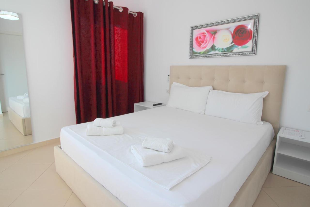 קסאמיל Emerald Inn מראה חיצוני תמונה