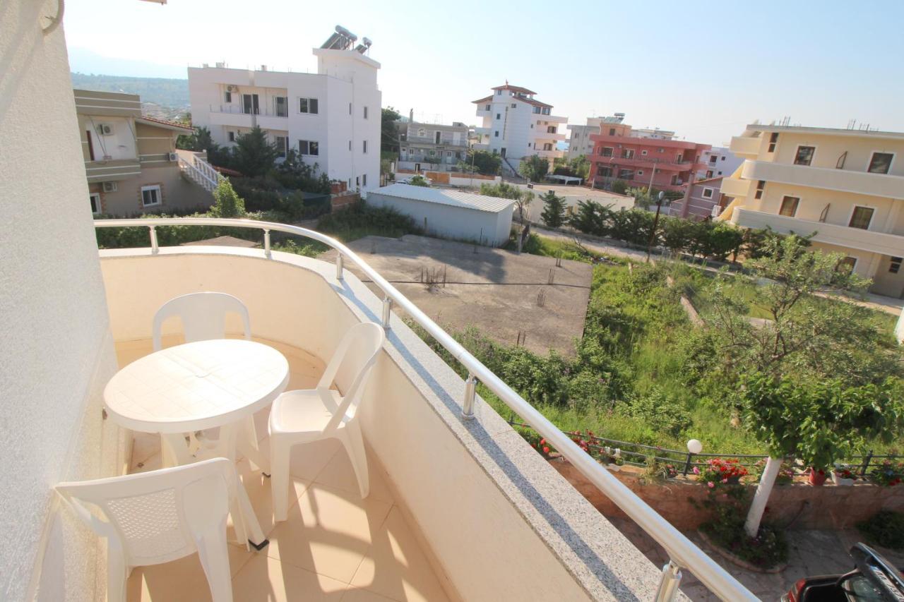 קסאמיל Emerald Inn מראה חיצוני תמונה