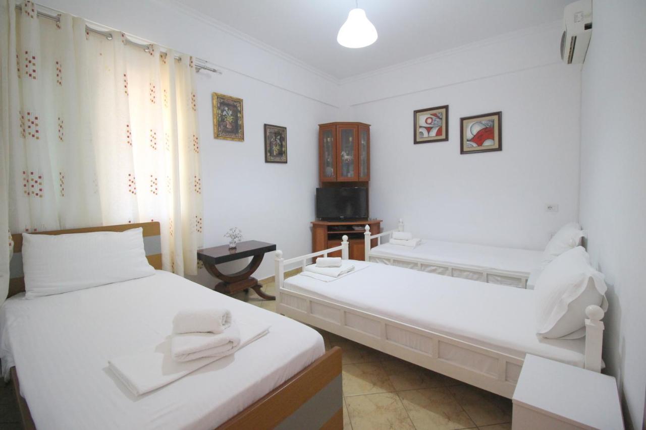 קסאמיל Emerald Inn מראה חיצוני תמונה